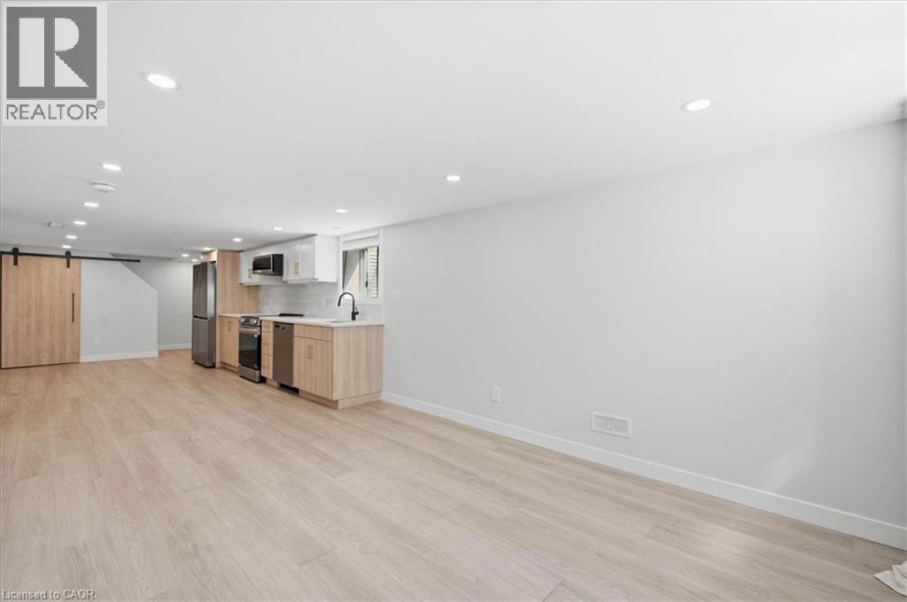 10 Cardinal Crescent N Unit# 2, Waterloo, Ontario  N2J 2E4 - Photo 18 - 40856242