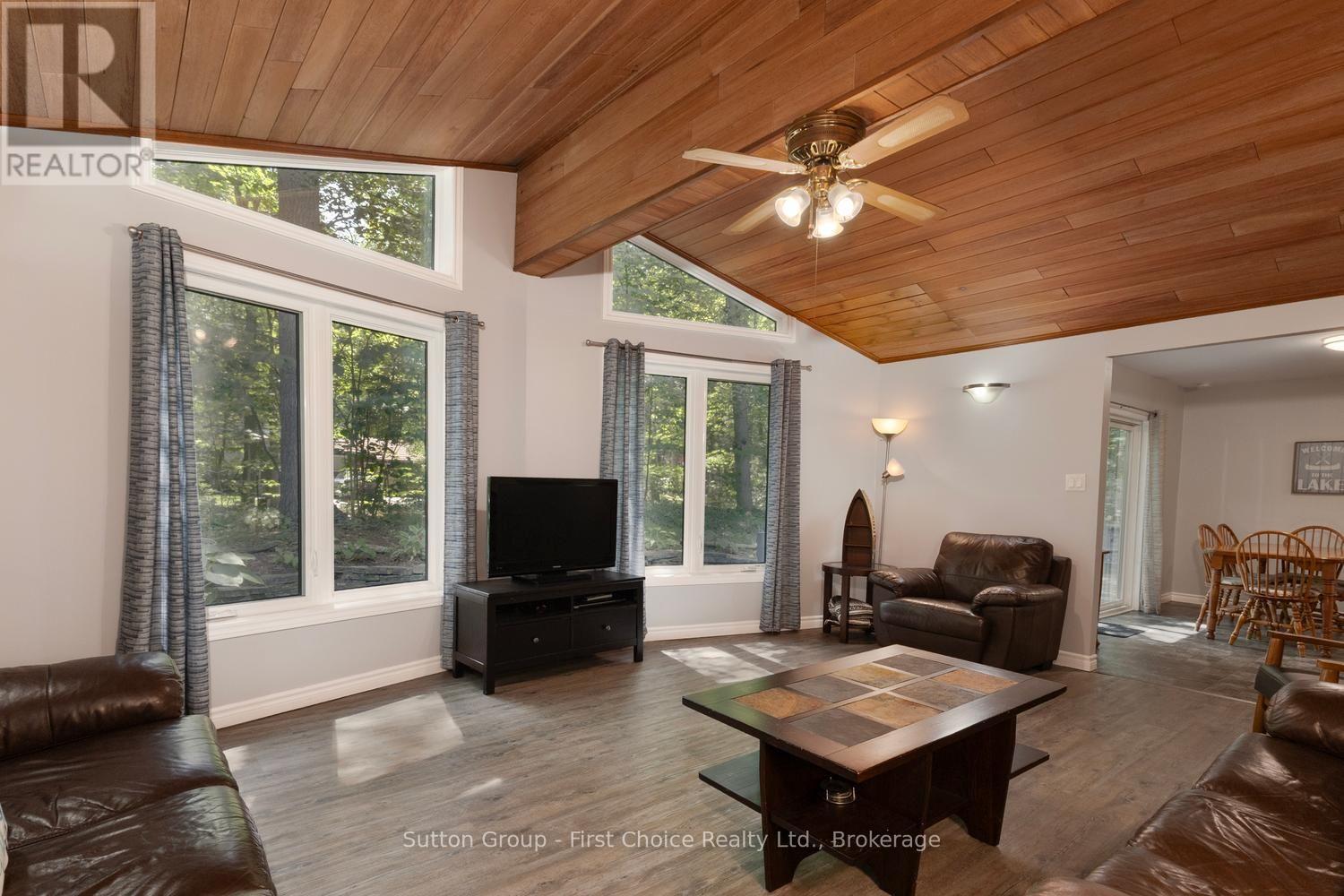 10287 Christie Boulevard, Lambton Shores (Bosanquet), Ontario  N0M 1T0 - Photo 20 - X13699788