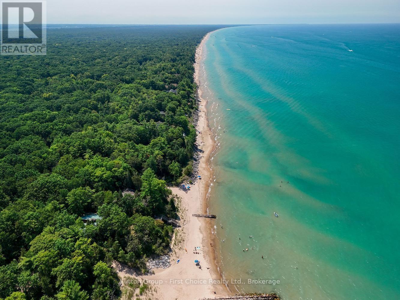 10287 Christie Boulevard, Lambton Shores (Bosanquet), Ontario  N0M 1T0 - Photo 39 - X13699788
