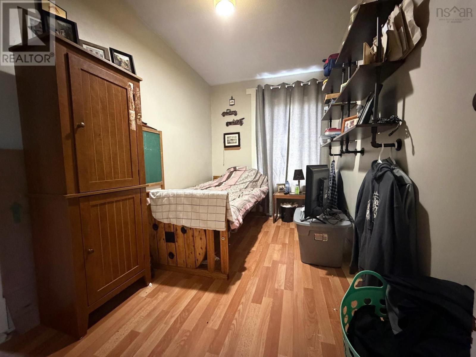 picture 28