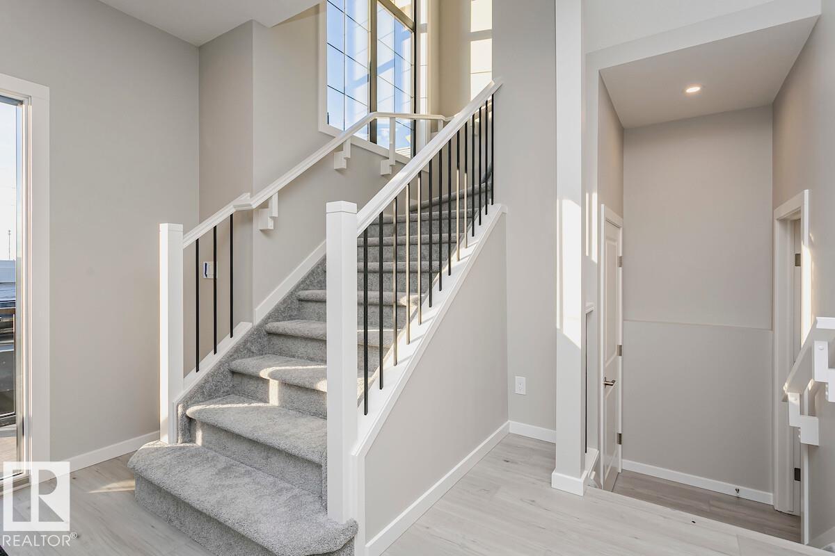 1 Clichy Cl, St. Albert, Alberta  T8T 2E3 - Photo 3 - E4479833