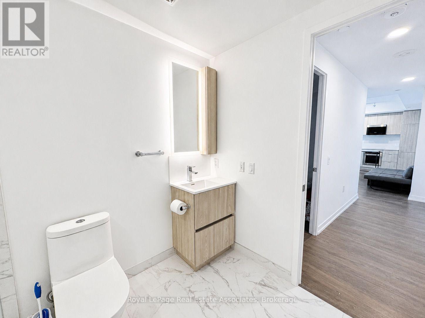 401 - 251 Masonry Way, Mississauga, Ontario  L5H 0B3 - Photo 10 - W13699718