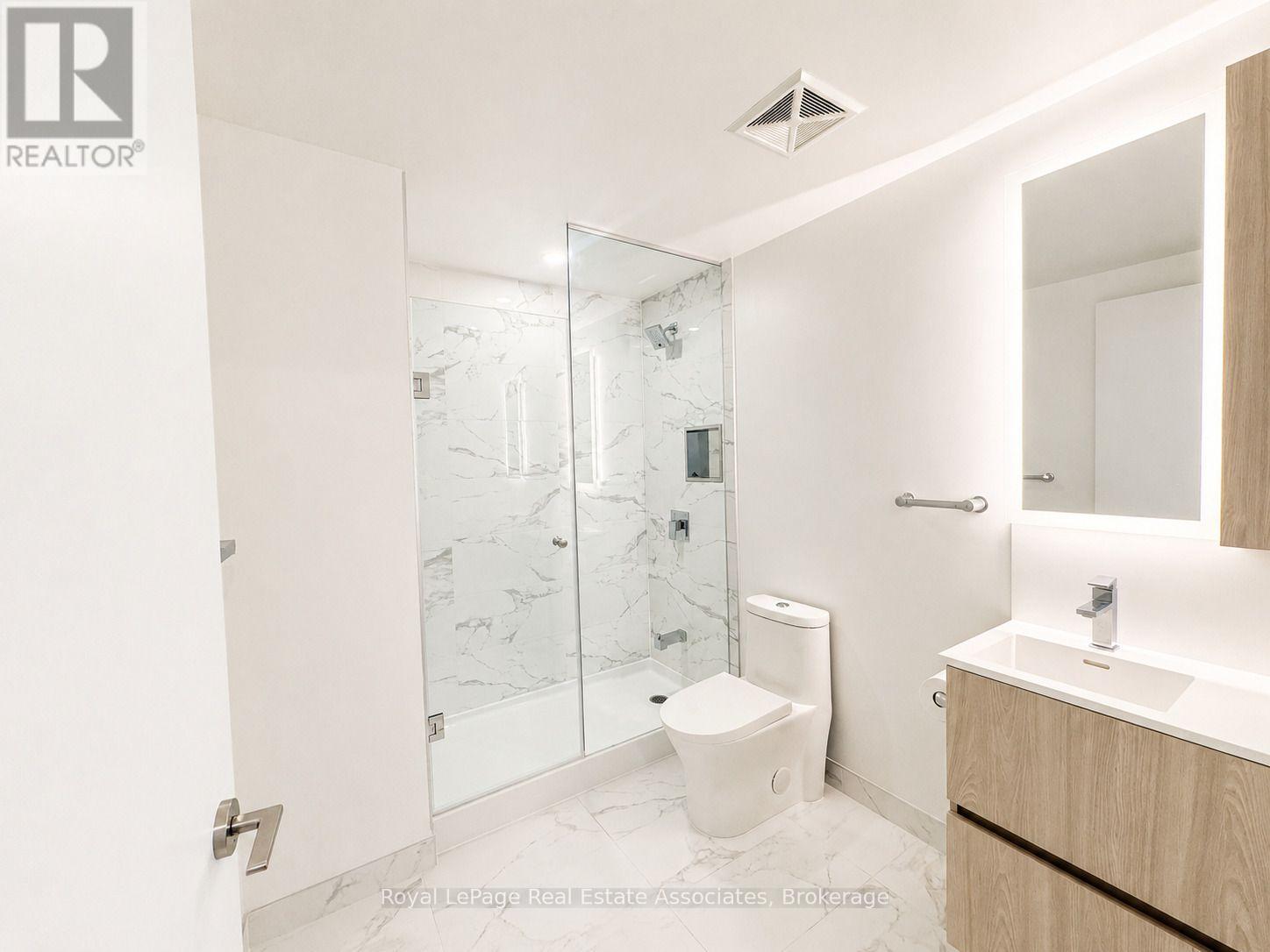 401 - 251 Masonry Way, Mississauga, Ontario  L5H 0B3 - Photo 9 - W13699718