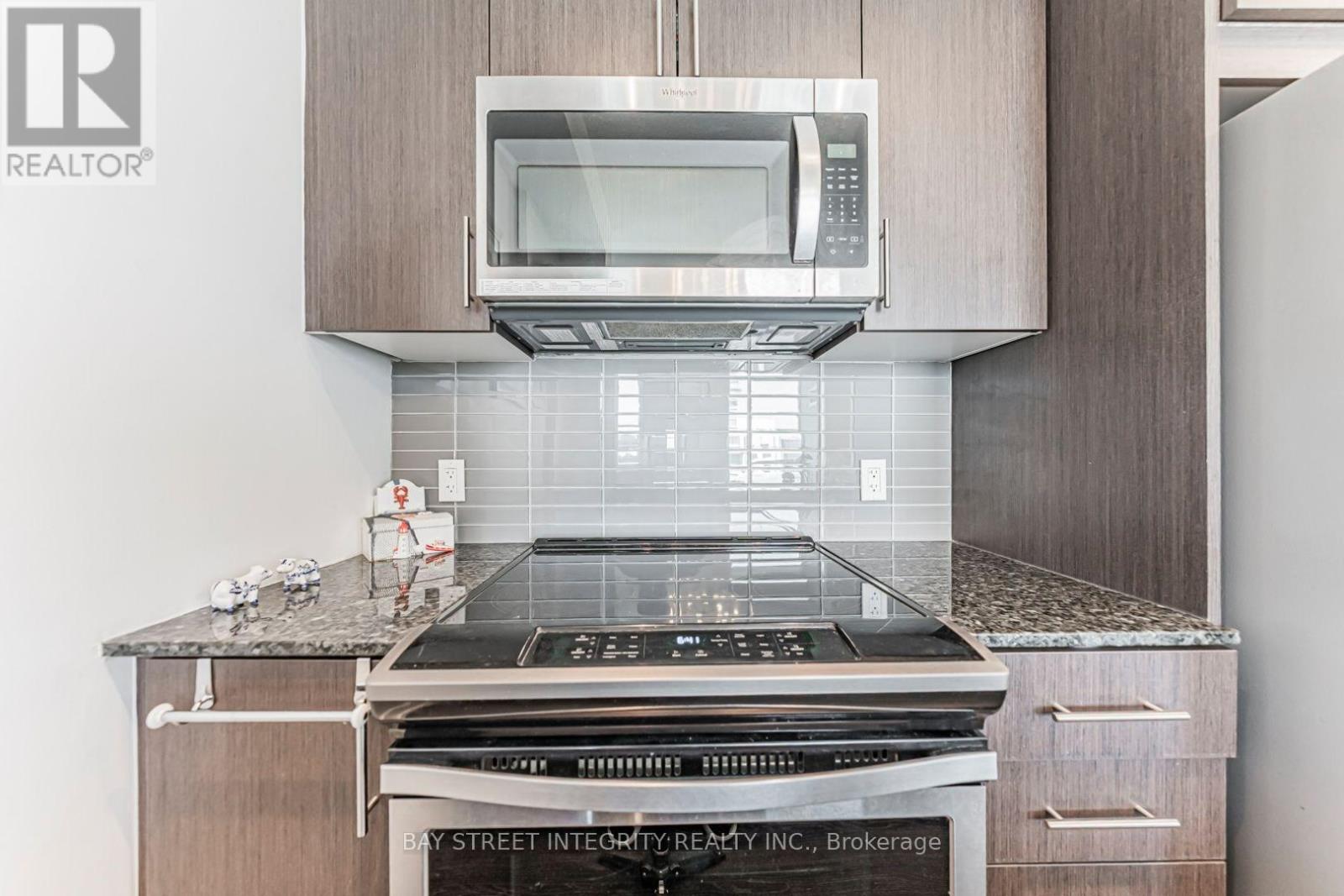 2815 - 4055 Parkside Village Drive, Mississauga, Ontario  L5B 0K2 - Photo 17 - W13699832