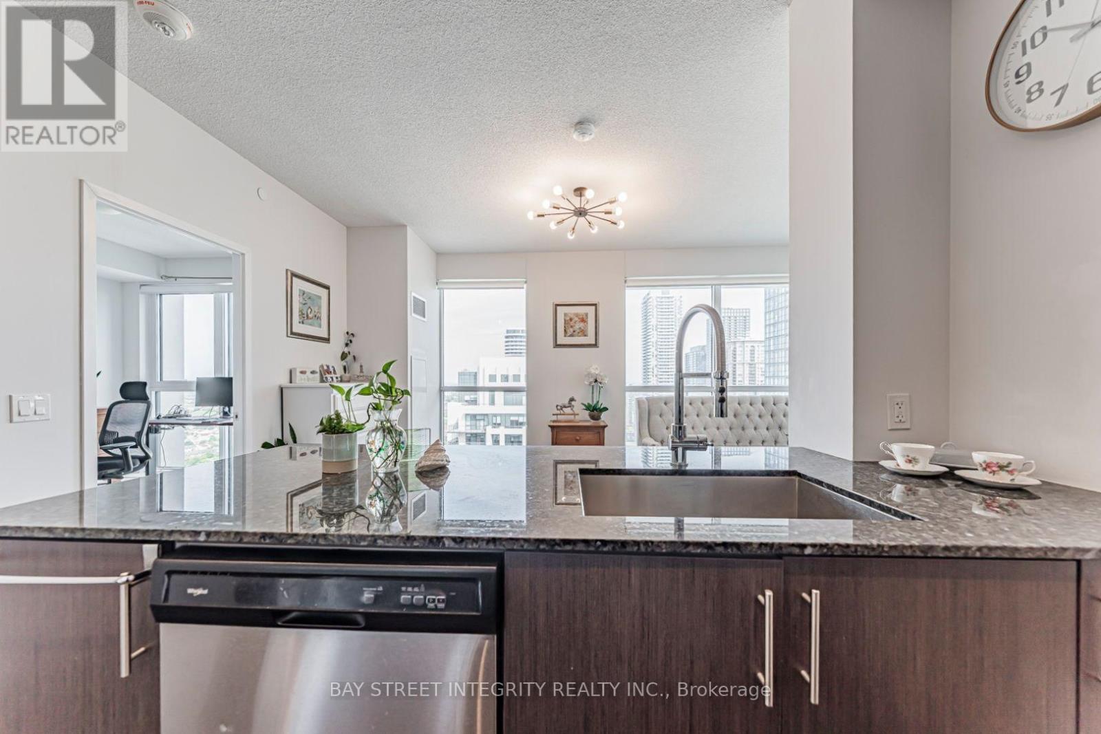 2815 - 4055 Parkside Village Drive, Mississauga, Ontario  L5B 0K2 - Photo 18 - W13699832