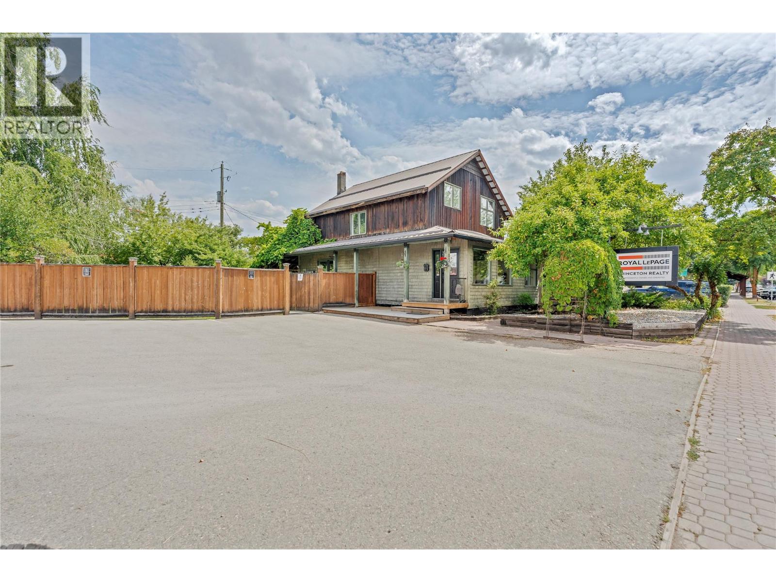 136 Vermilion Avenue, Princeton, British Columbia