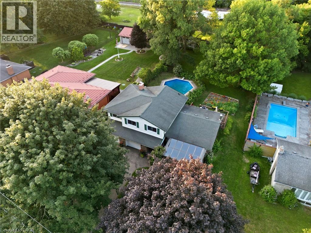 25 ALICE Crescent, Petersburg, Ontario
