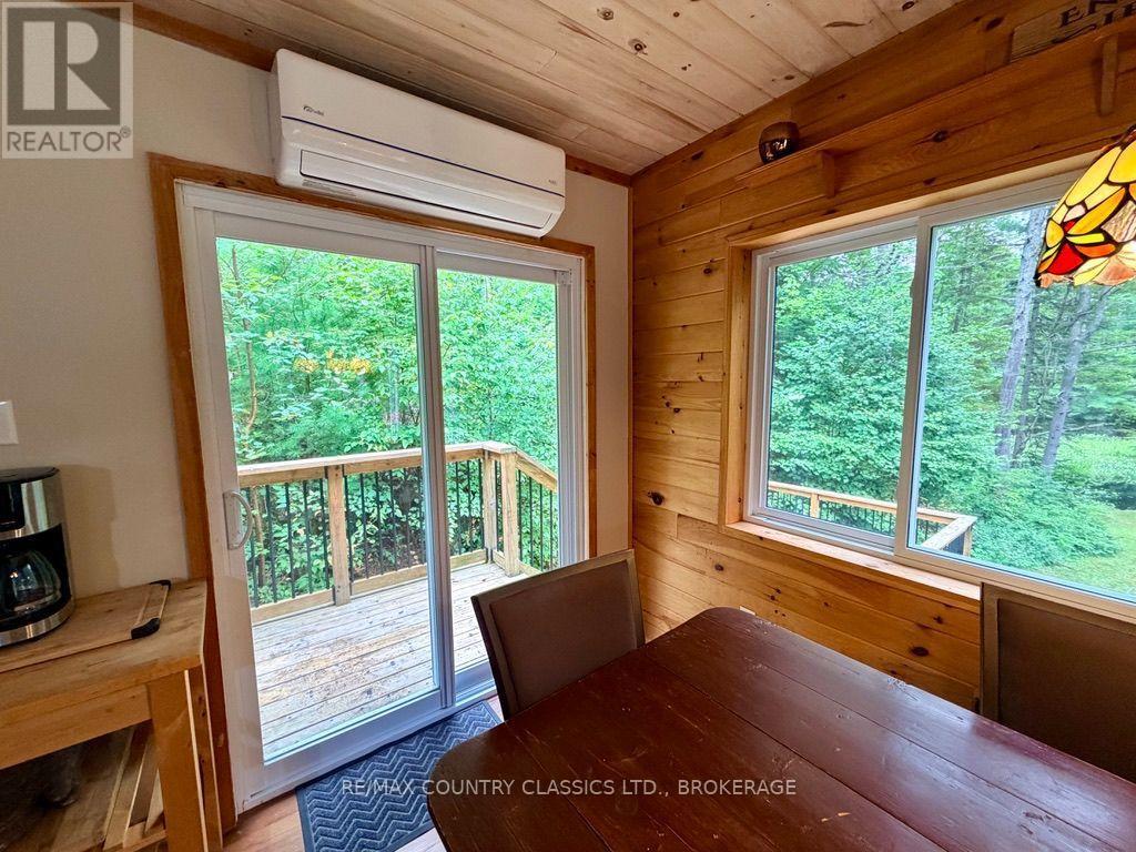 1068c Jacques Bay Road, Addington Highlands, Ontario  K0H 1K0 - Photo 4 - X13695054