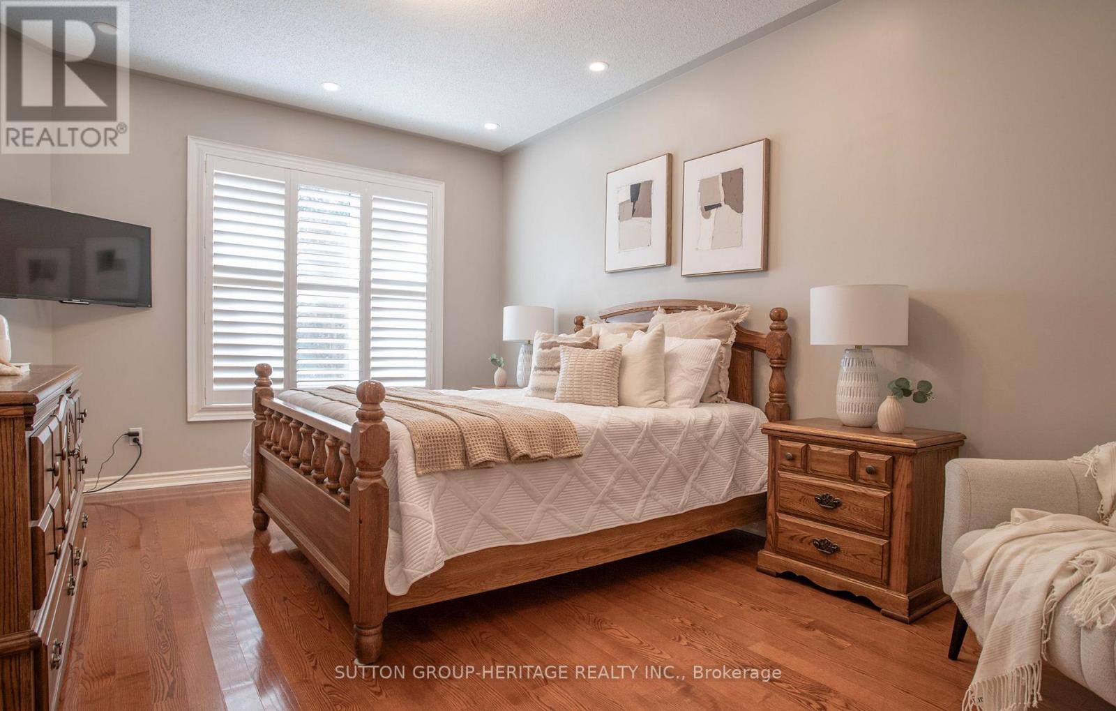 1870 Falconwood Way, Pickering, Ontario  L1V 7C3 - Photo 20 - E13699452