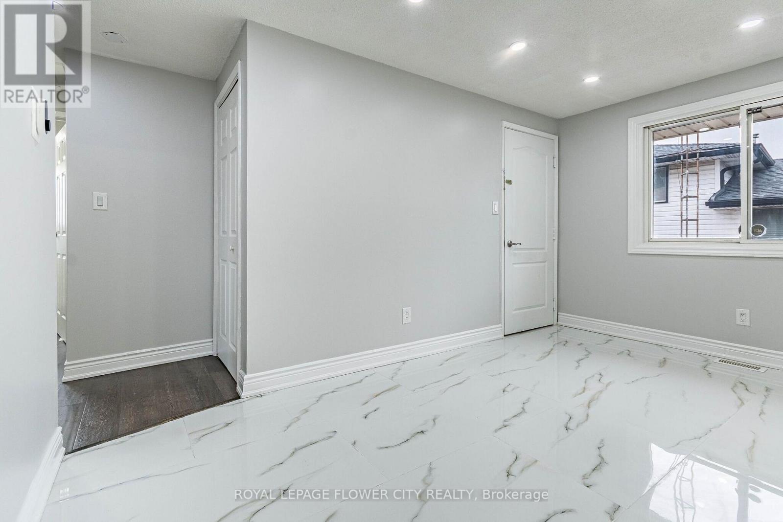 135 Keefer Road, Thorold, Ontario  L2V 4N1 - Photo 14 - X13698904