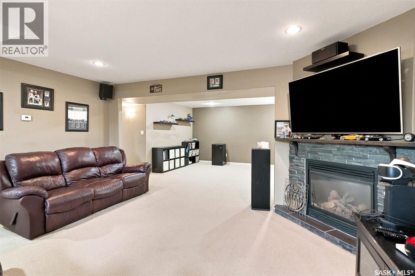 211 Crenshaw Way, Warman, Saskatchewan  S0K 4S1 - Photo 28 - SK046268