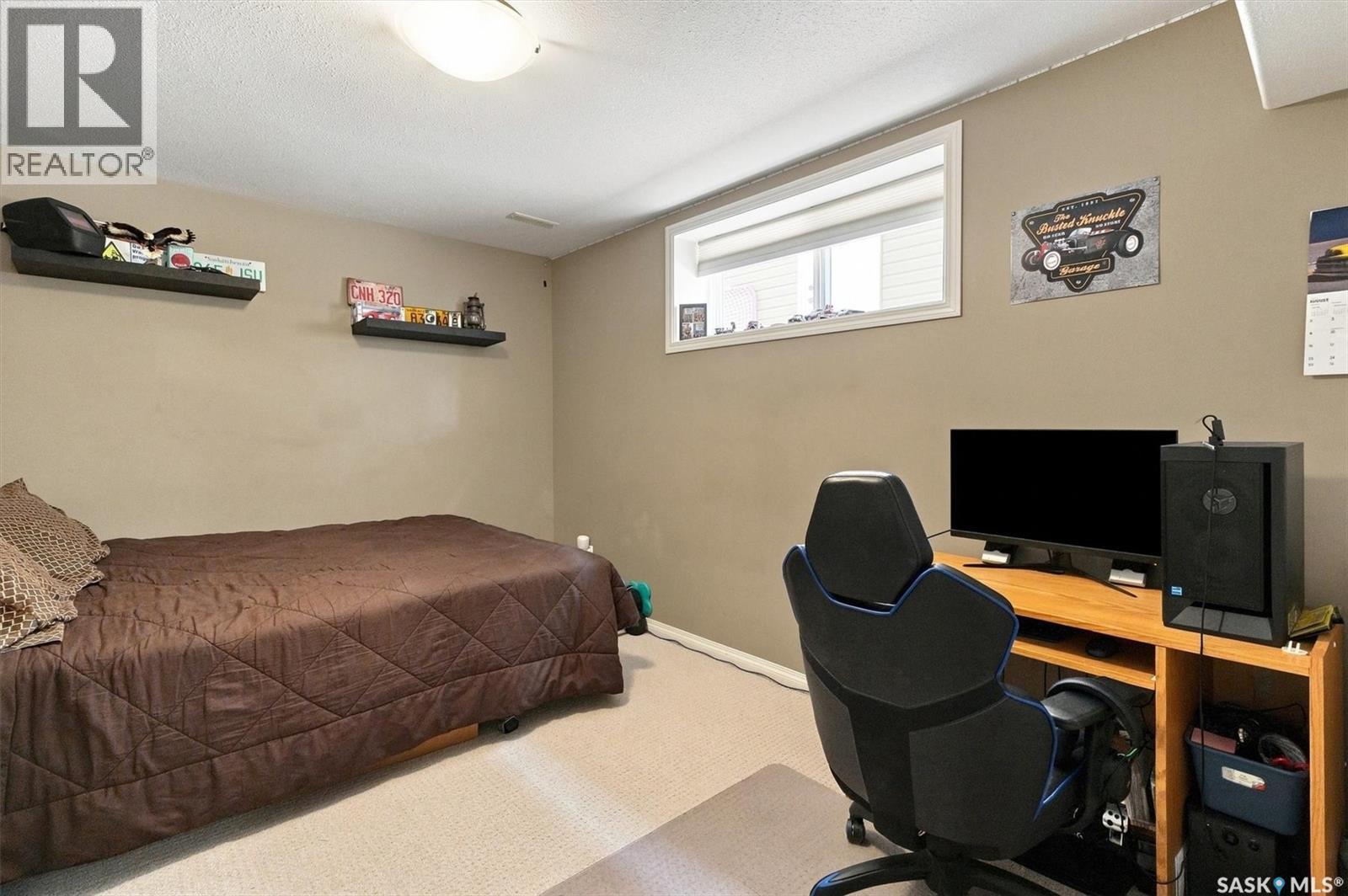 211 Crenshaw Way, Warman, Saskatchewan  S0K 4S1 - Photo 33 - SK046268
