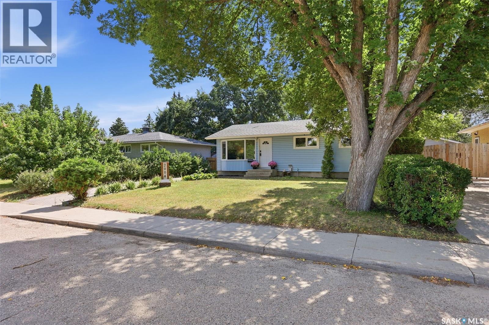 2004 Adelaide STREET E, Saskatoon, Saskatchewan