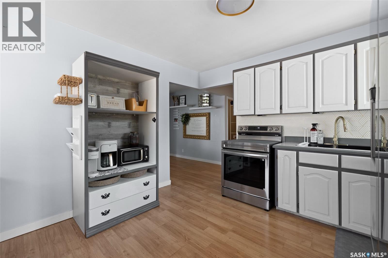 64 Coldwell Road, Regina, Saskatchewan  S4R 4K3 - Photo 10 - SK046145