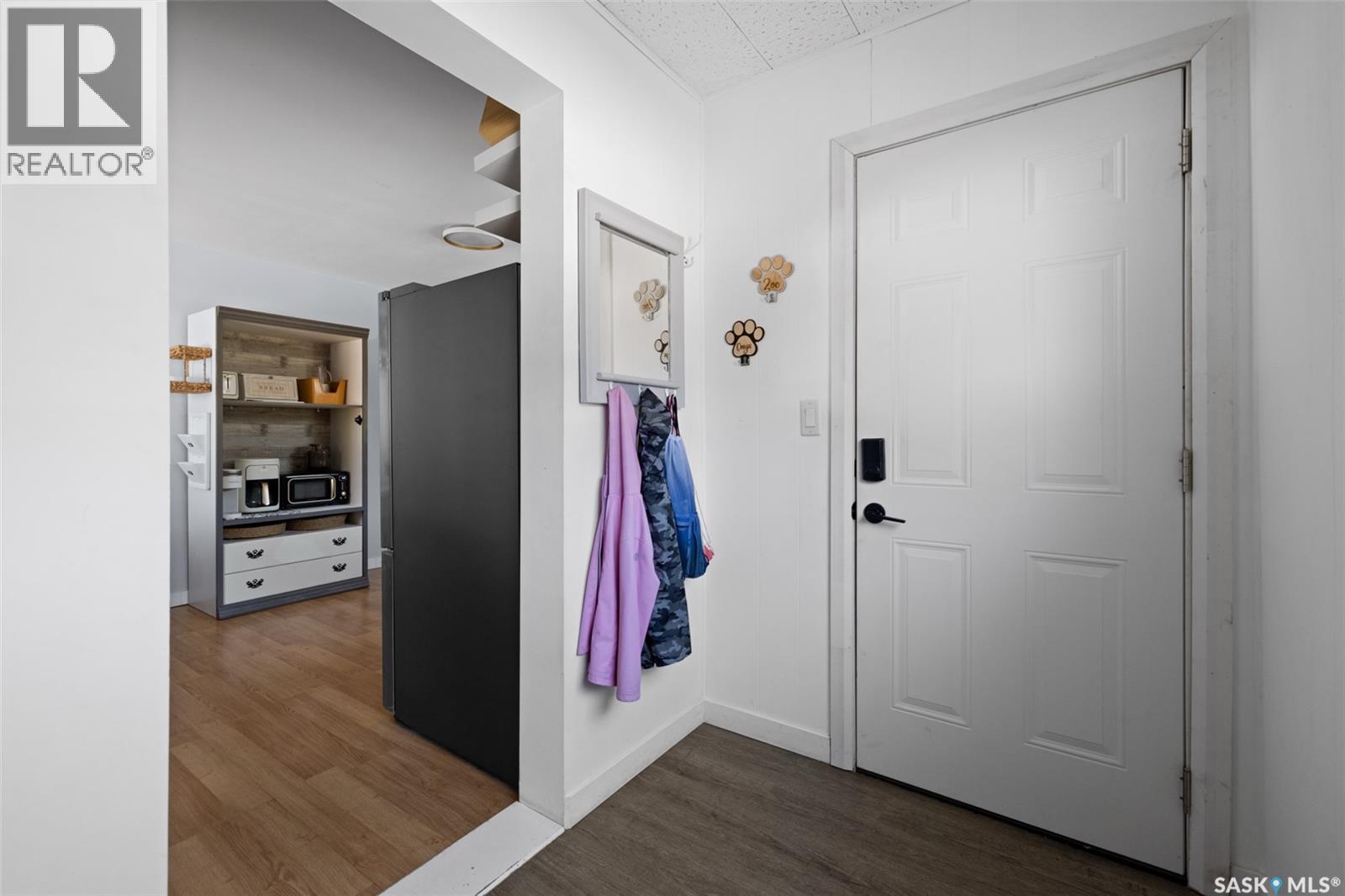 64 Coldwell Road, Regina, Saskatchewan  S4R 4K3 - Photo 13 - SK046145