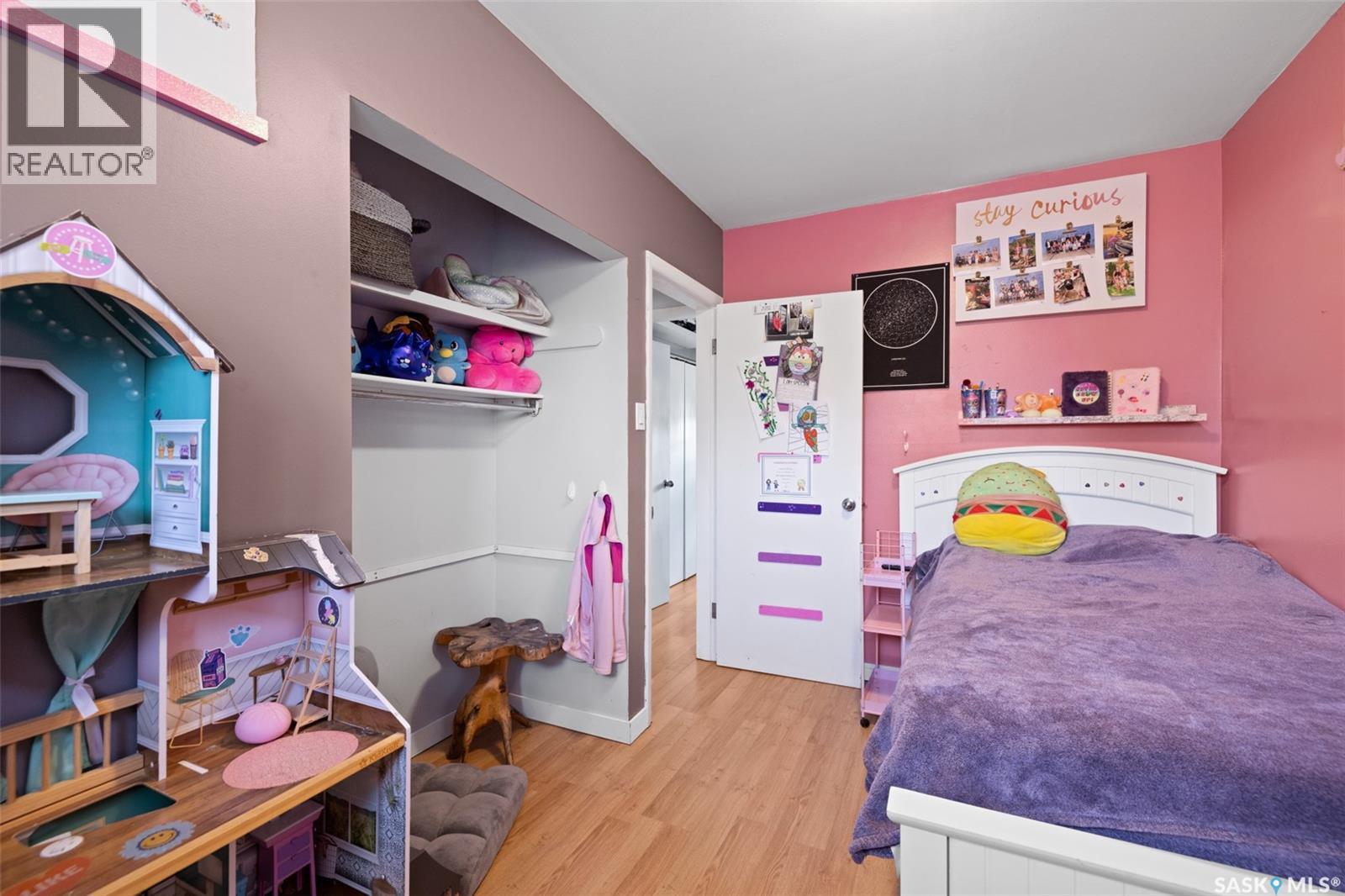 64 Coldwell Road, Regina, Saskatchewan  S4R 4K3 - Photo 18 - SK046145