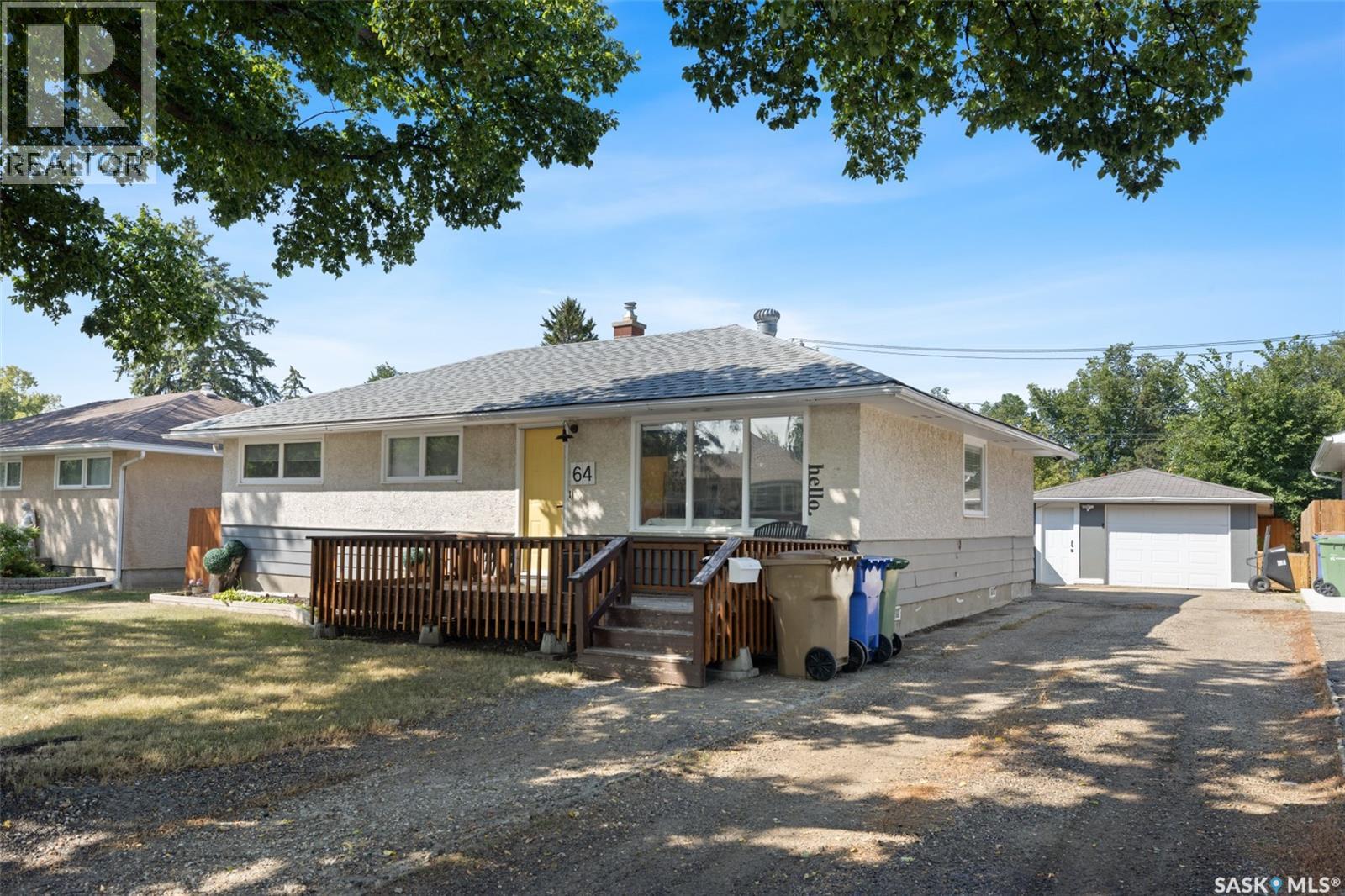 64 Coldwell Road, Regina, Saskatchewan  S4R 4K3 - Photo 3 - SK046145