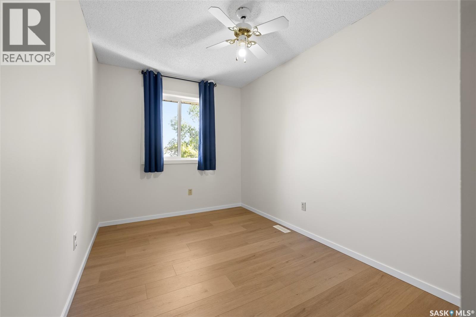 48 French Crescent, Regina, Saskatchewan  S4R 6N4 - Photo 25 - SK046079