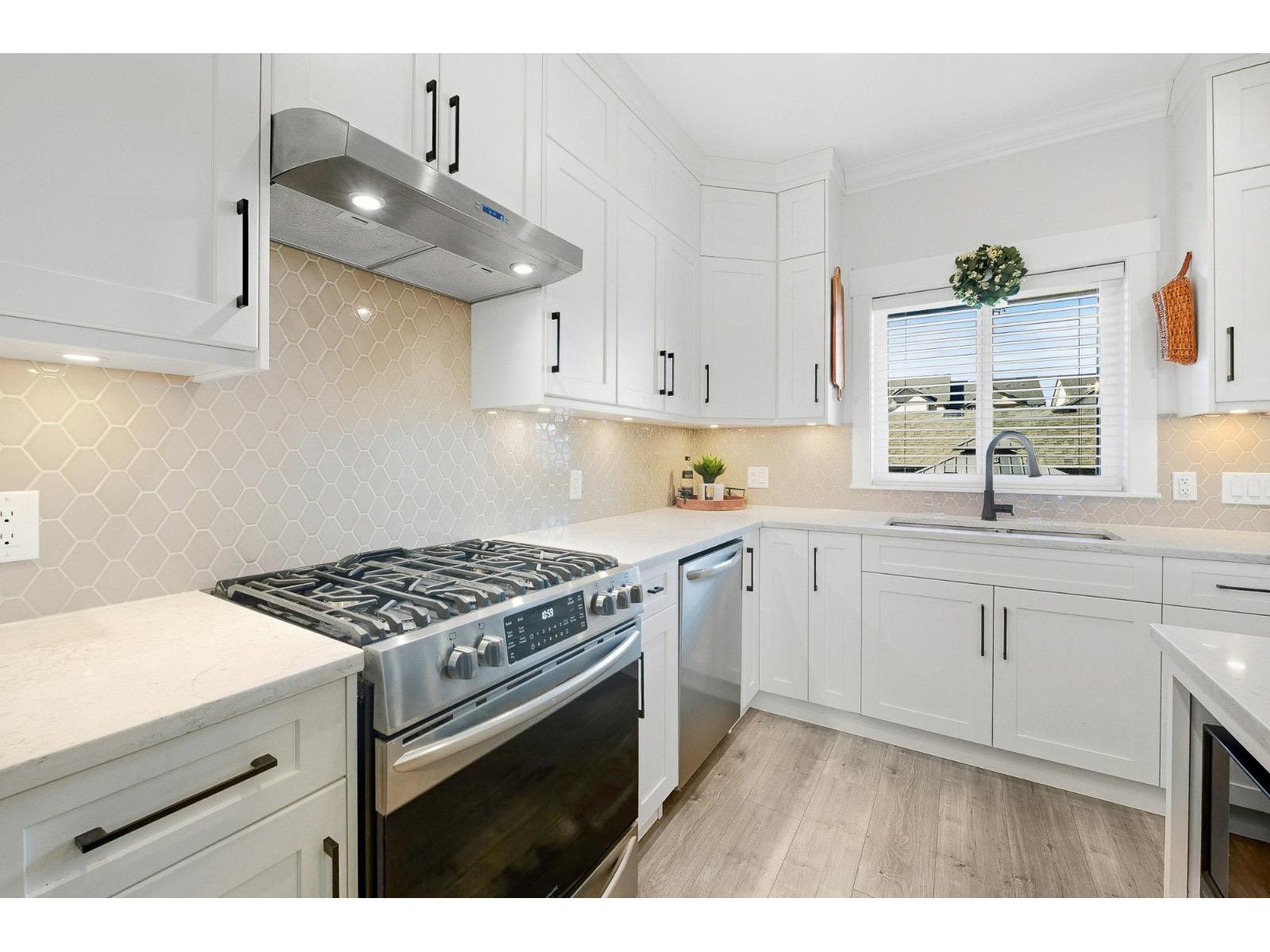 8689 Cedar Street, Mission, British Columbia  V4S 0E3 - Photo 6 - R3150884