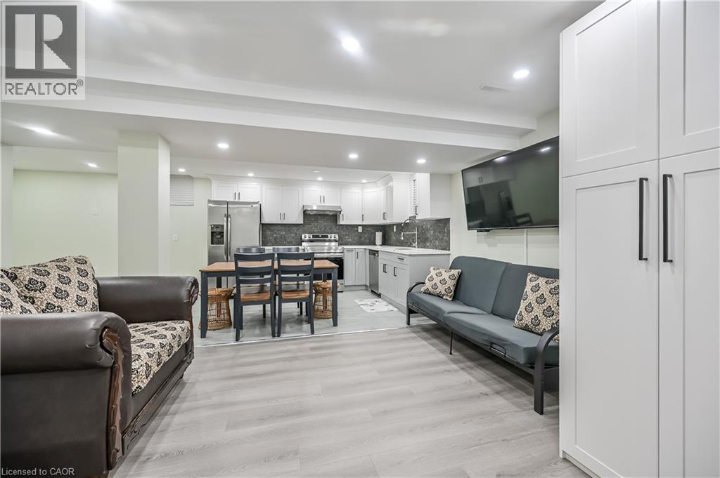 31 Joseph Court Unit# Lower Lvl, Hamilton, Ontario  L9C 7J4 - Photo 6 - 40856641