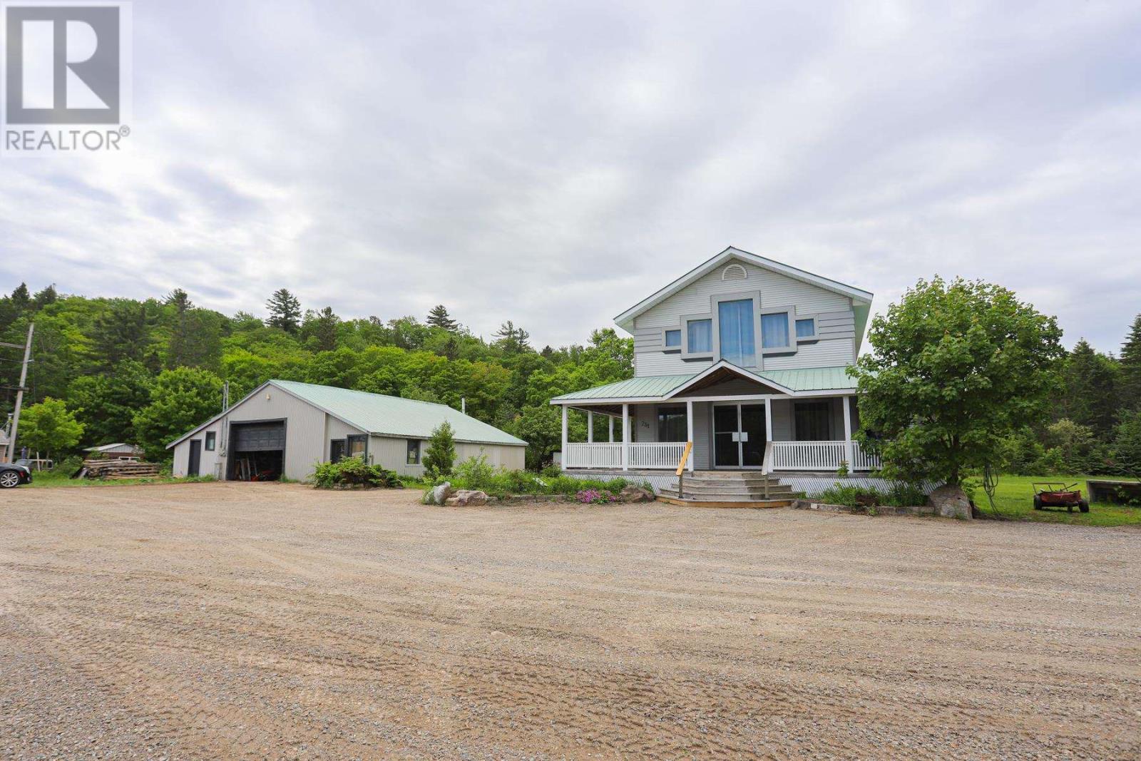 731 Highway 17 N, Aweres Twp, Ontario  P6A 5K7 - Photo 2 - SM261517