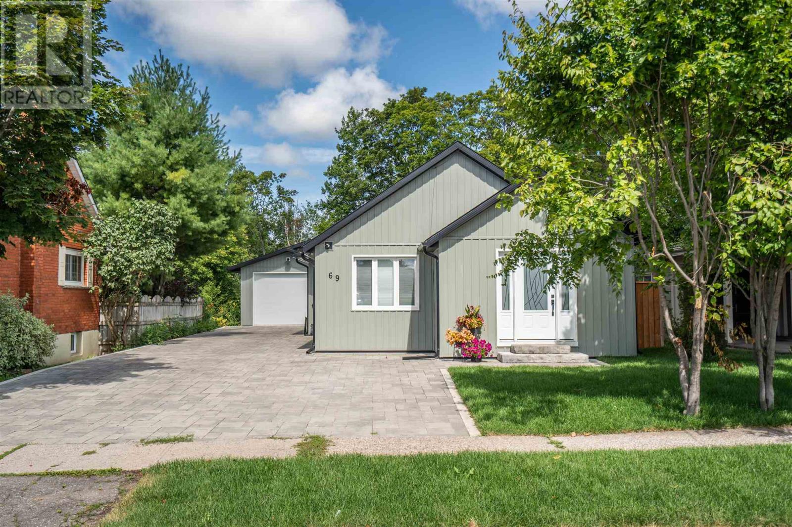 69 Grandview AVE, Sault Ste. Marie, Ontario