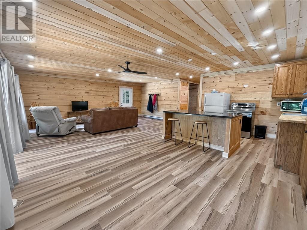 135 Lakeshore Road, Manitoulin Island, Ontario  P0P 1S0 - Photo 12 - 2129926