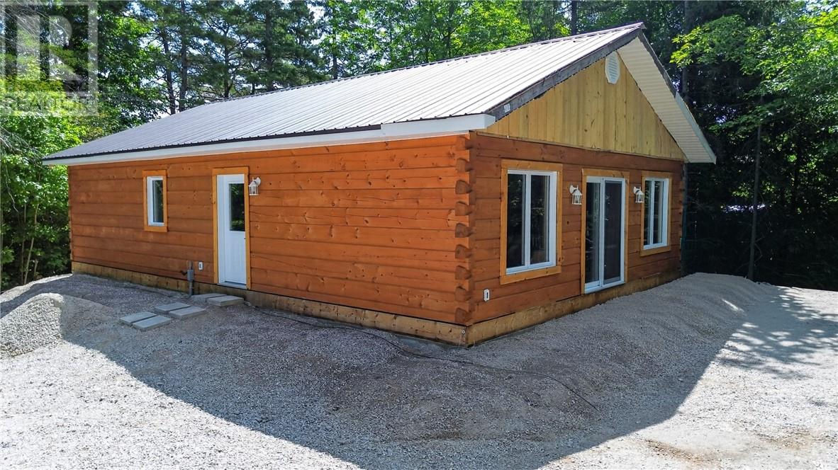 135 Lakeshore Road, Manitoulin Island, Ontario  P0P 1S0 - Photo 4 - 2129926