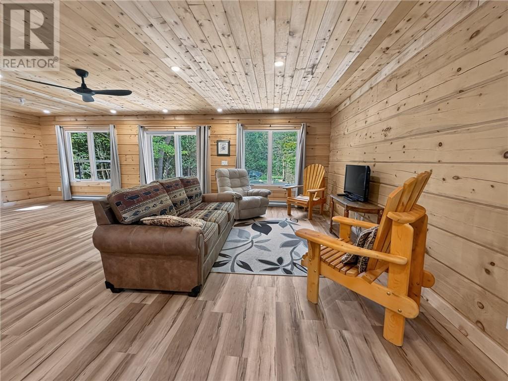 135 Lakeshore Road, Manitoulin Island, Ontario  P0P 1S0 - Photo 9 - 2129926