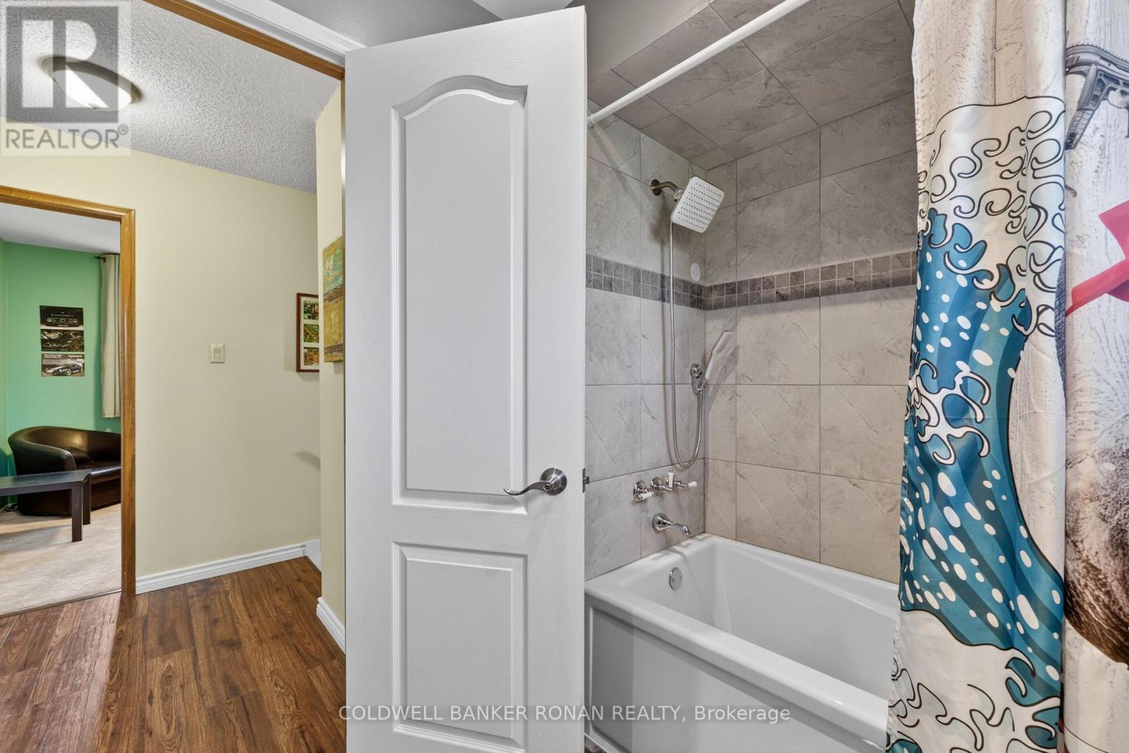 132 Queen Street, New Tecumseth, Ontario  L9R 1K6 - Photo 17 - N13697898