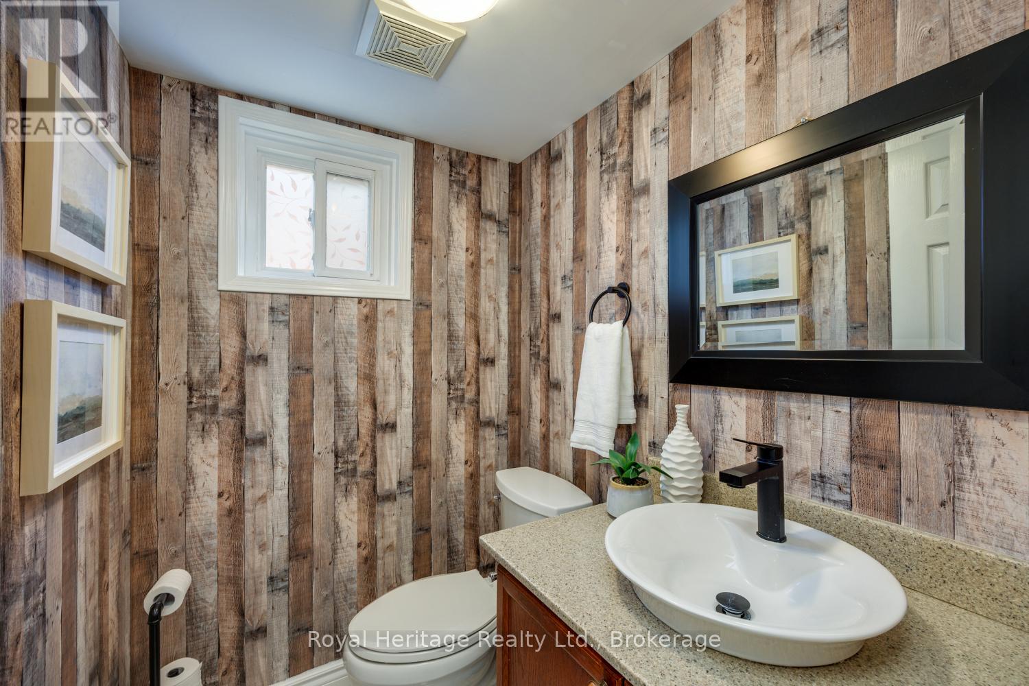 16 Donald Wilson Street, Whitby, Ontario  L1R 2H5 - Photo 21 - E13700070