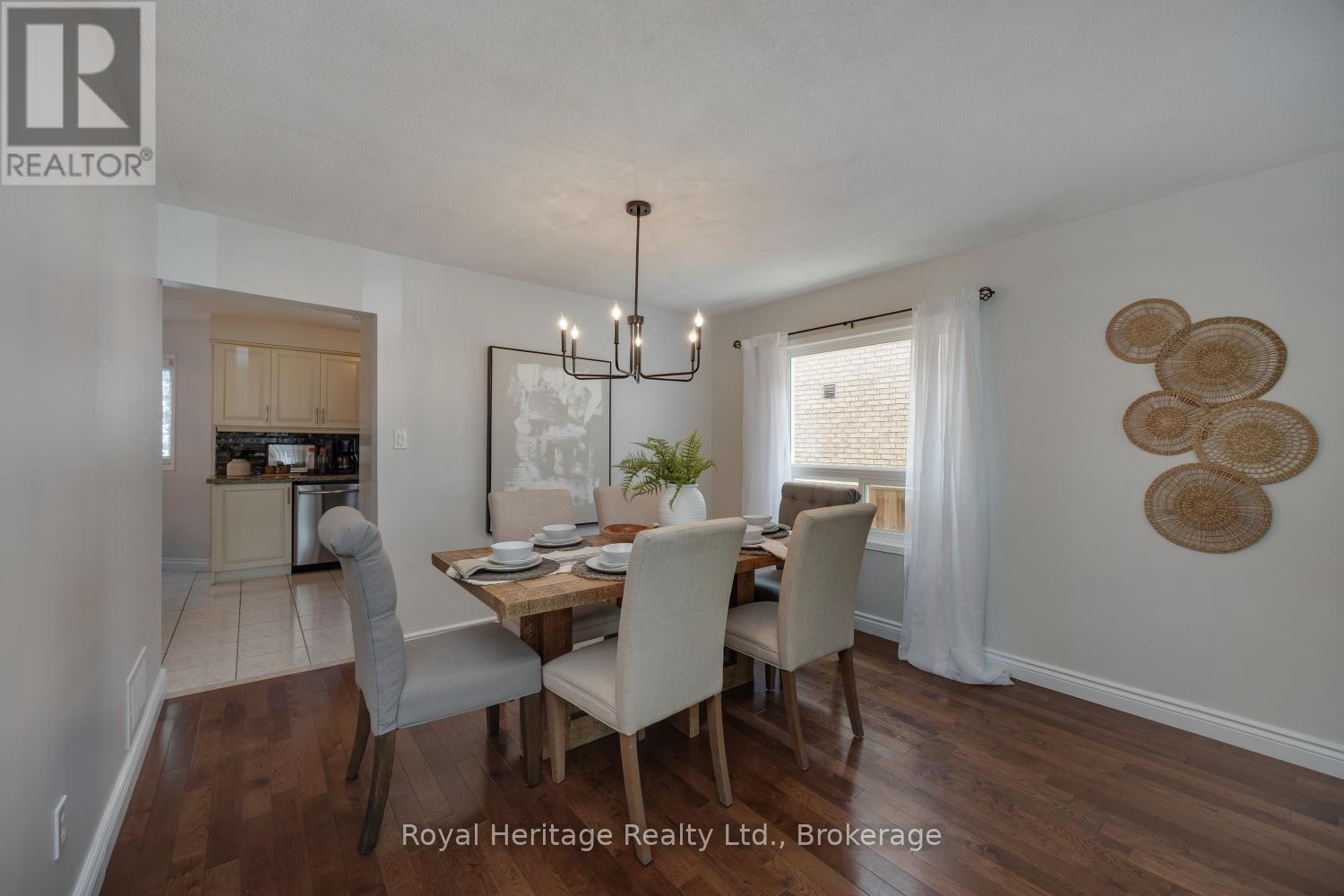 16 Donald Wilson Street, Whitby, Ontario  L1R 2H5 - Photo 9 - E13700070