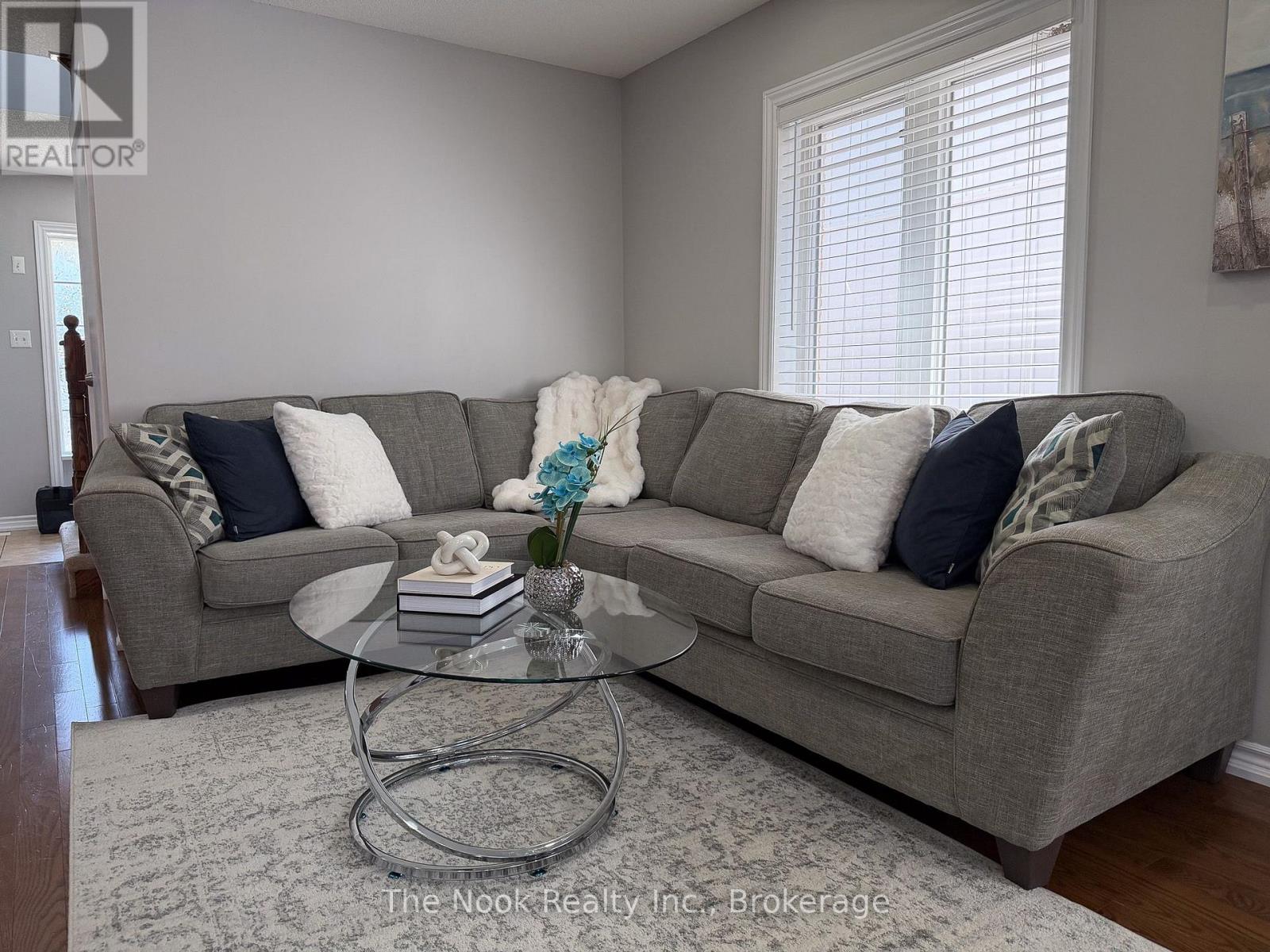 10 Broome Avenue, Clarington, Ontario  L1E 0B1 - Photo 10 - E13700076