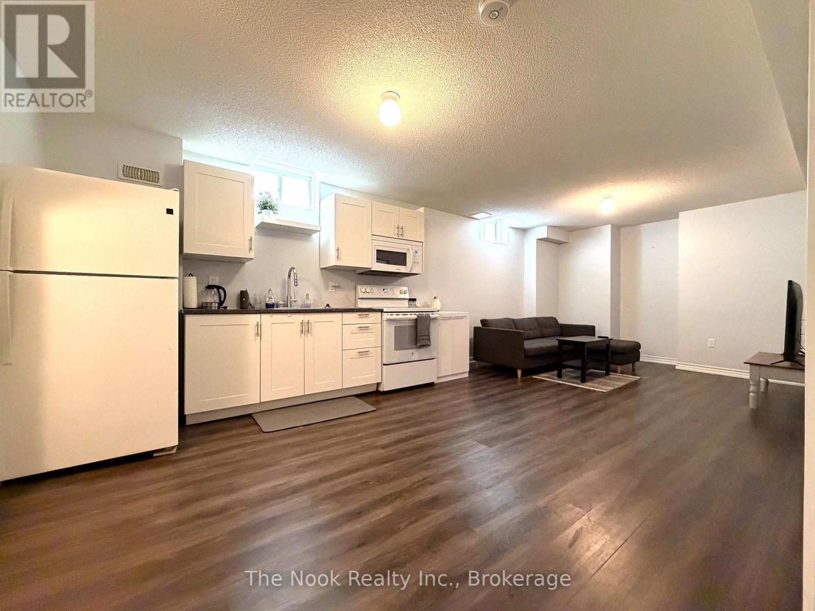10 Broome Avenue, Clarington, Ontario  L1E 0B1 - Photo 41 - E13700076