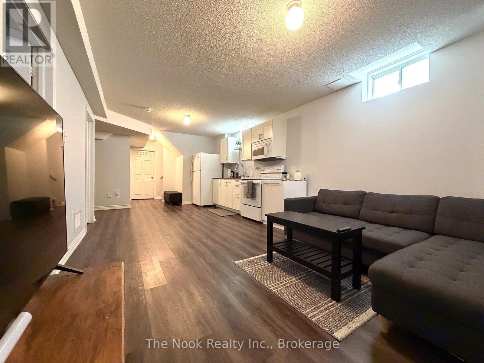 10 Broome Avenue, Clarington, Ontario  L1E 0B1 - Photo 44 - E13700076