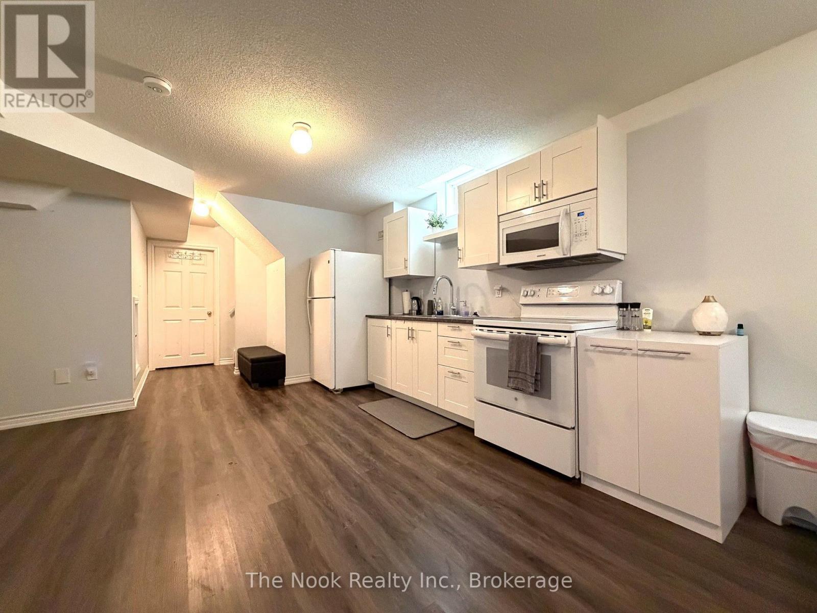 10 Broome Avenue, Clarington, Ontario  L1E 0B1 - Photo 45 - E13700076