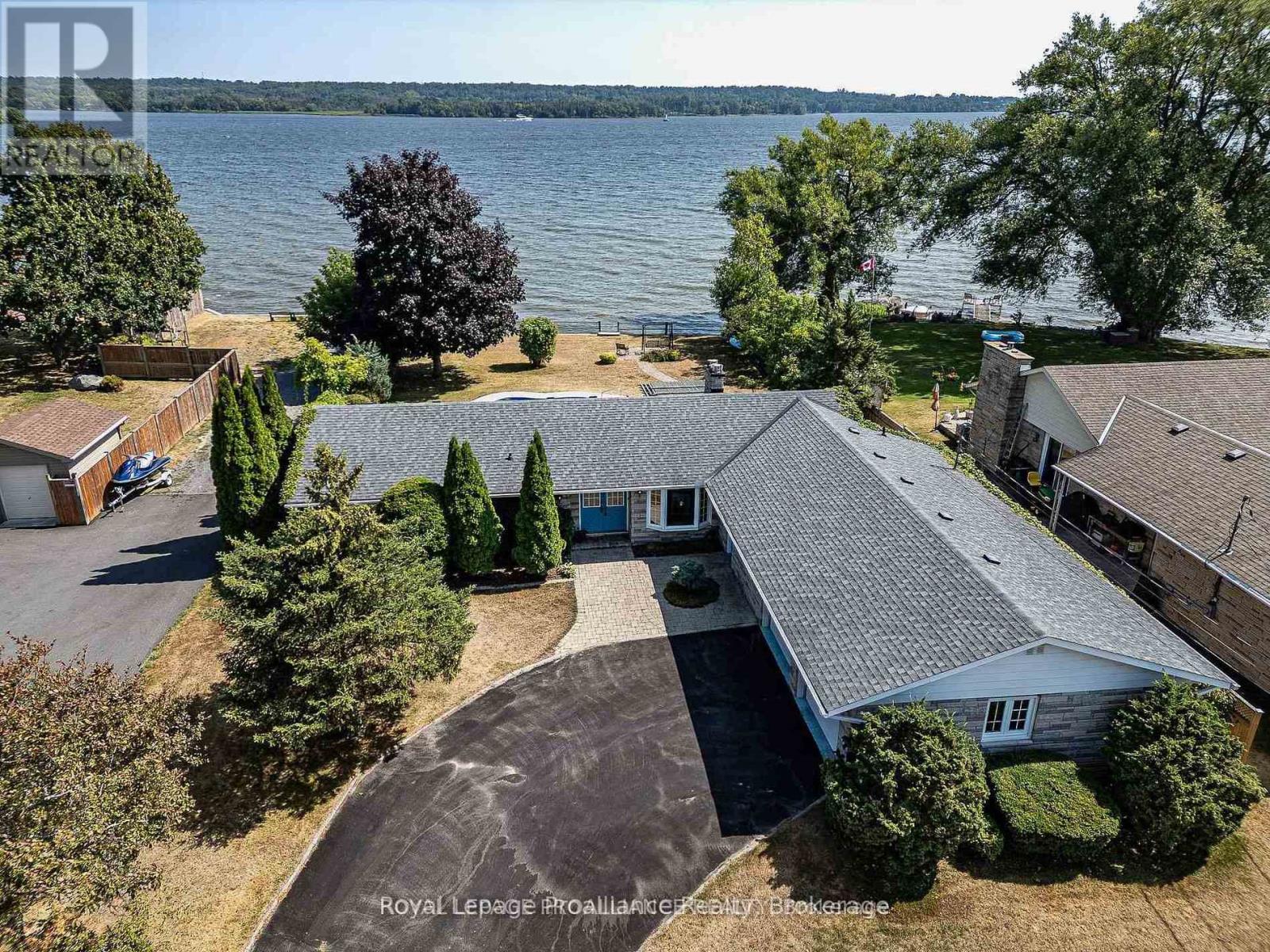 95 BAYLEA DRIVE, Quinte West, Ontario