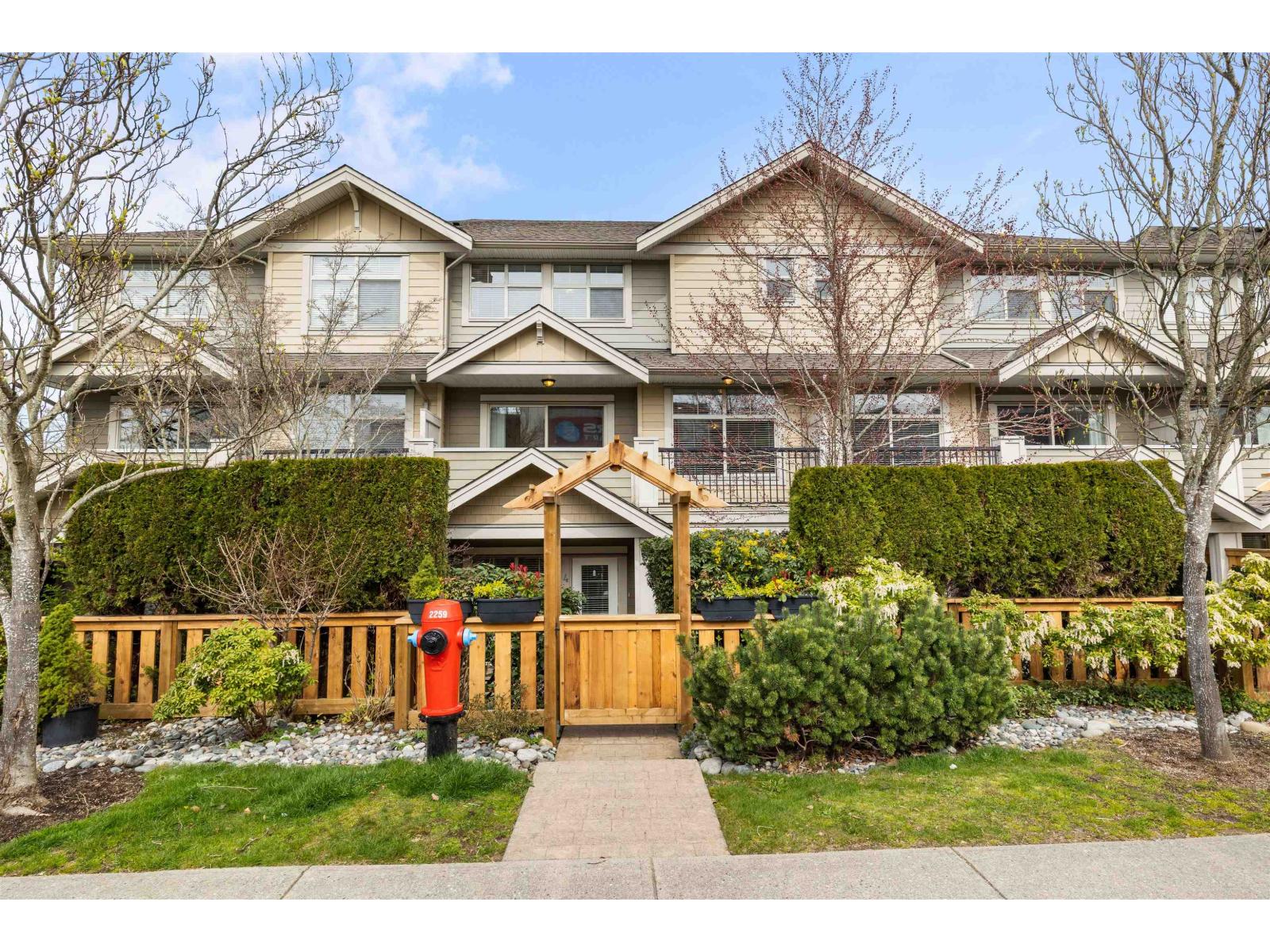 4 22225 50 AVENUE, Langley, British Columbia