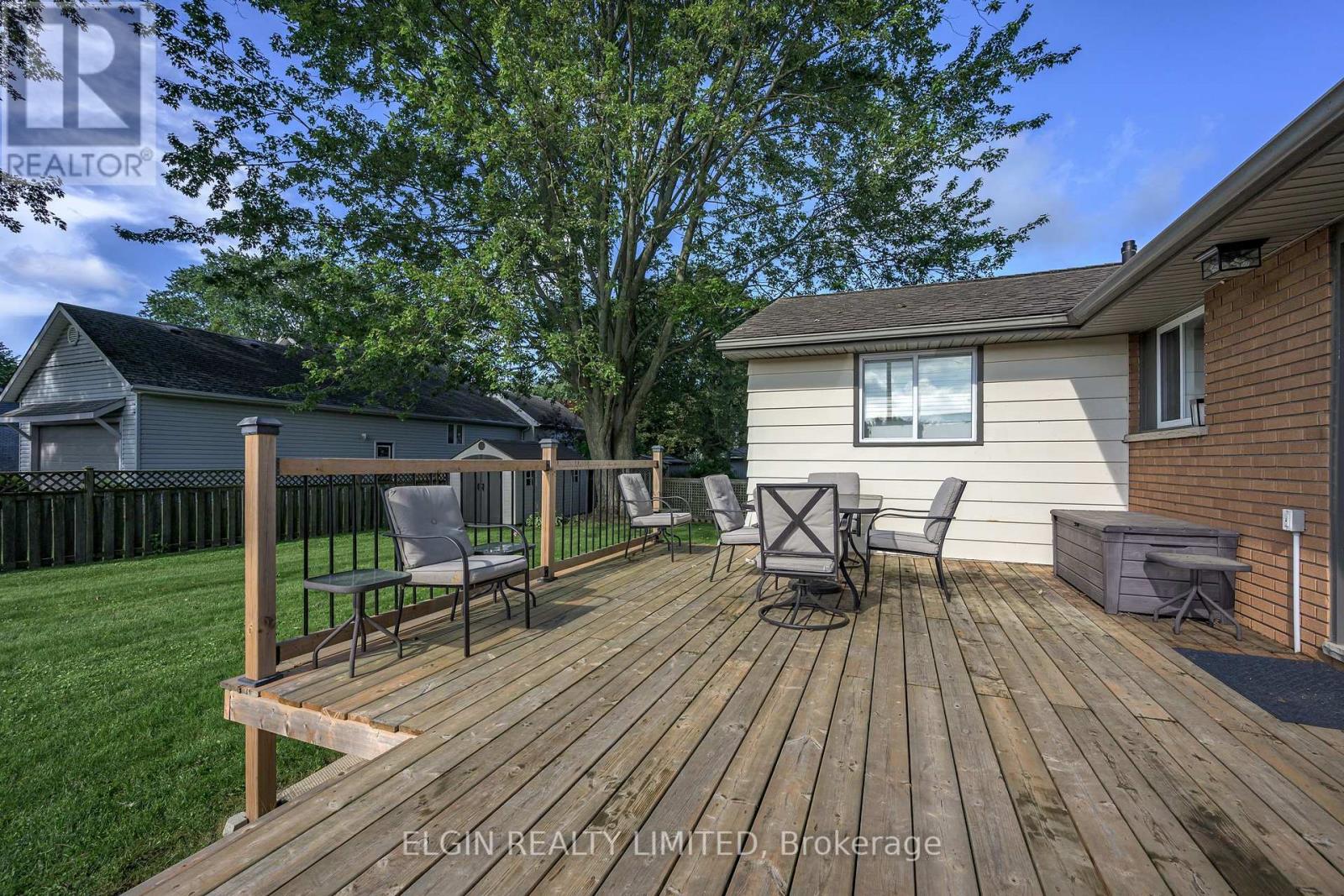 264 Hill Street, Central Elgin, Ontario  N5L 1J8 - Photo 10 - X13699880