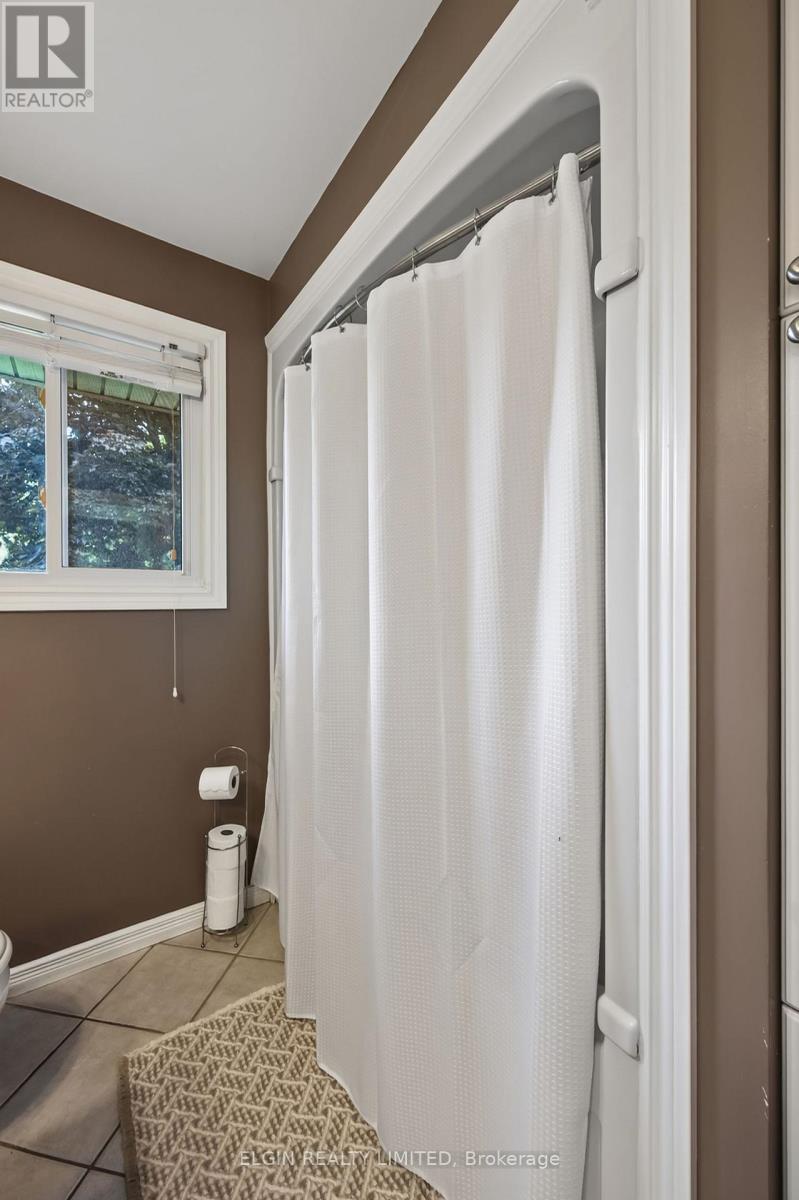 264 Hill Street, Central Elgin, Ontario  N5L 1J8 - Photo 30 - X13699880