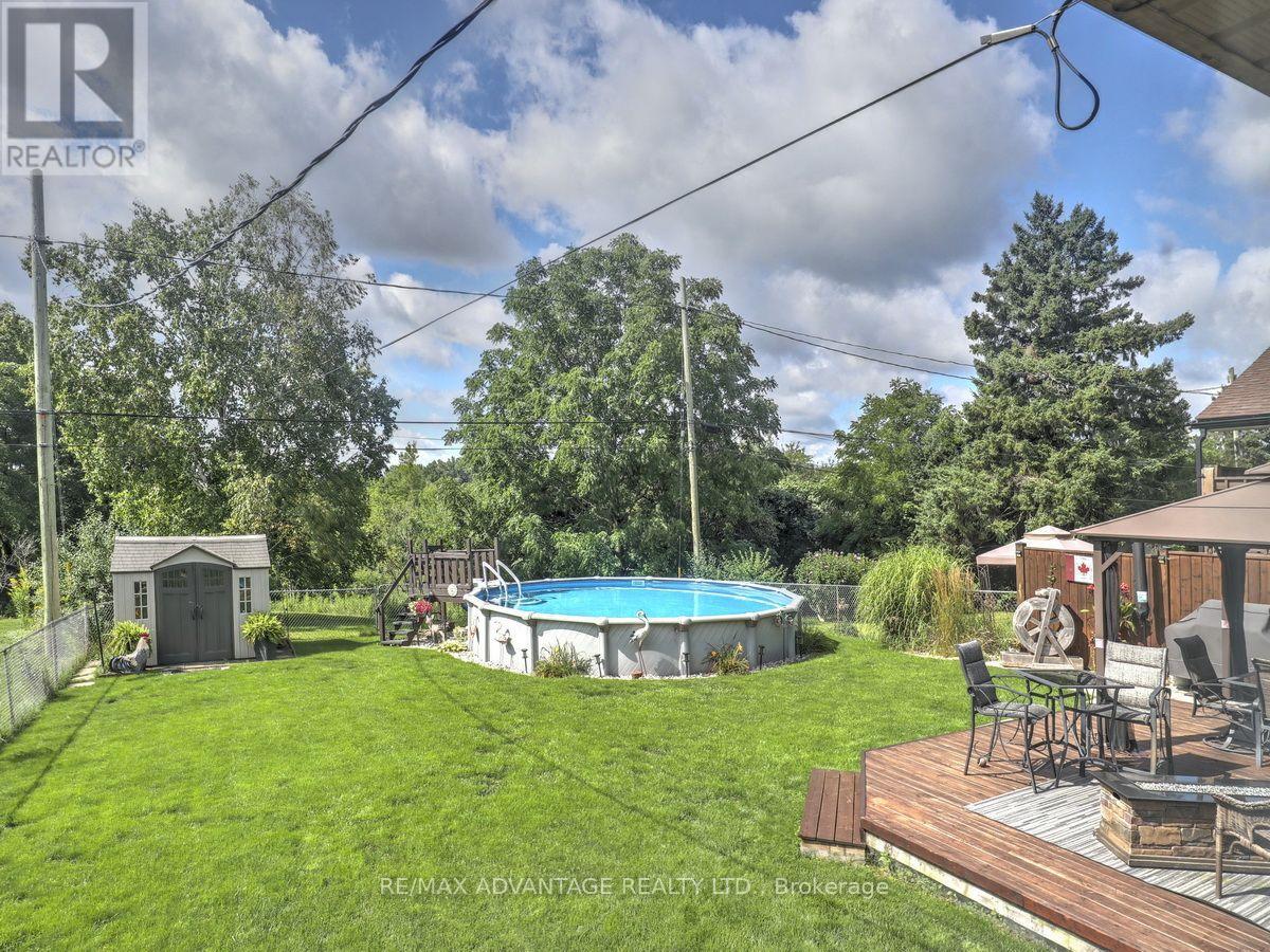 45 Agincourt Gardens, London South, Ontario  N5Z 4E5 - Photo 3 - X13700044