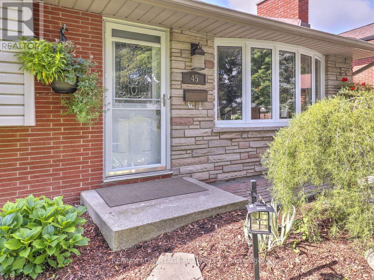 45 Agincourt Gardens, London South, Ontario  N5Z 4E5 - Photo 6 - X13700044