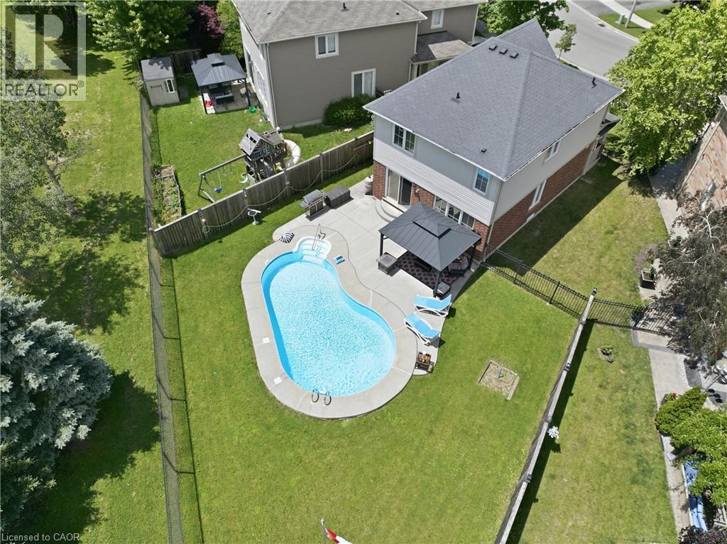 240 Emick Drive, Hamilton, Ontario  L9K 0E1 - Photo 2 - 40842761