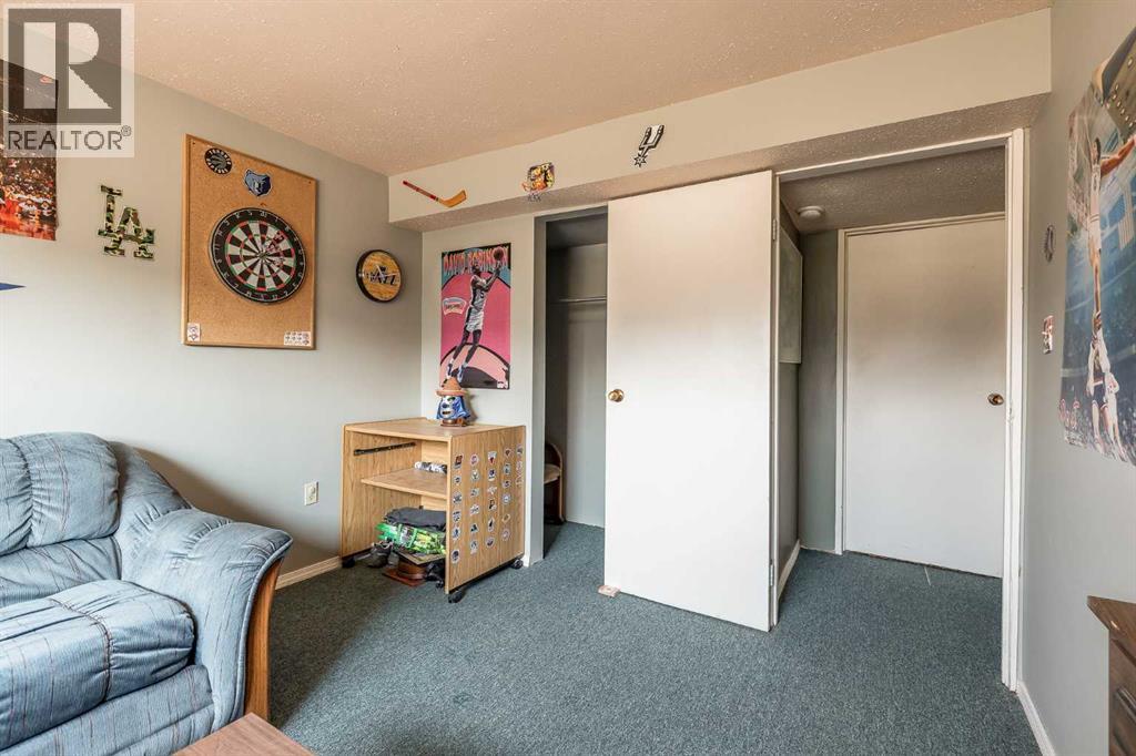 16 Rossdale Street SE, Medicine Hat, Alberta  T1B 1X4 - Photo 30 - A2338312