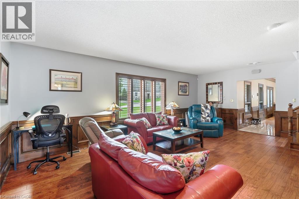 345 Freelton Road, Hamilton, Ontario  N0B 2J0 - Photo 14 - 40854336