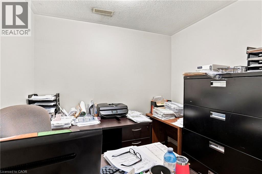 345 Freelton Road, Hamilton, Ontario  N0B 2J0 - Photo 43 - 40854336