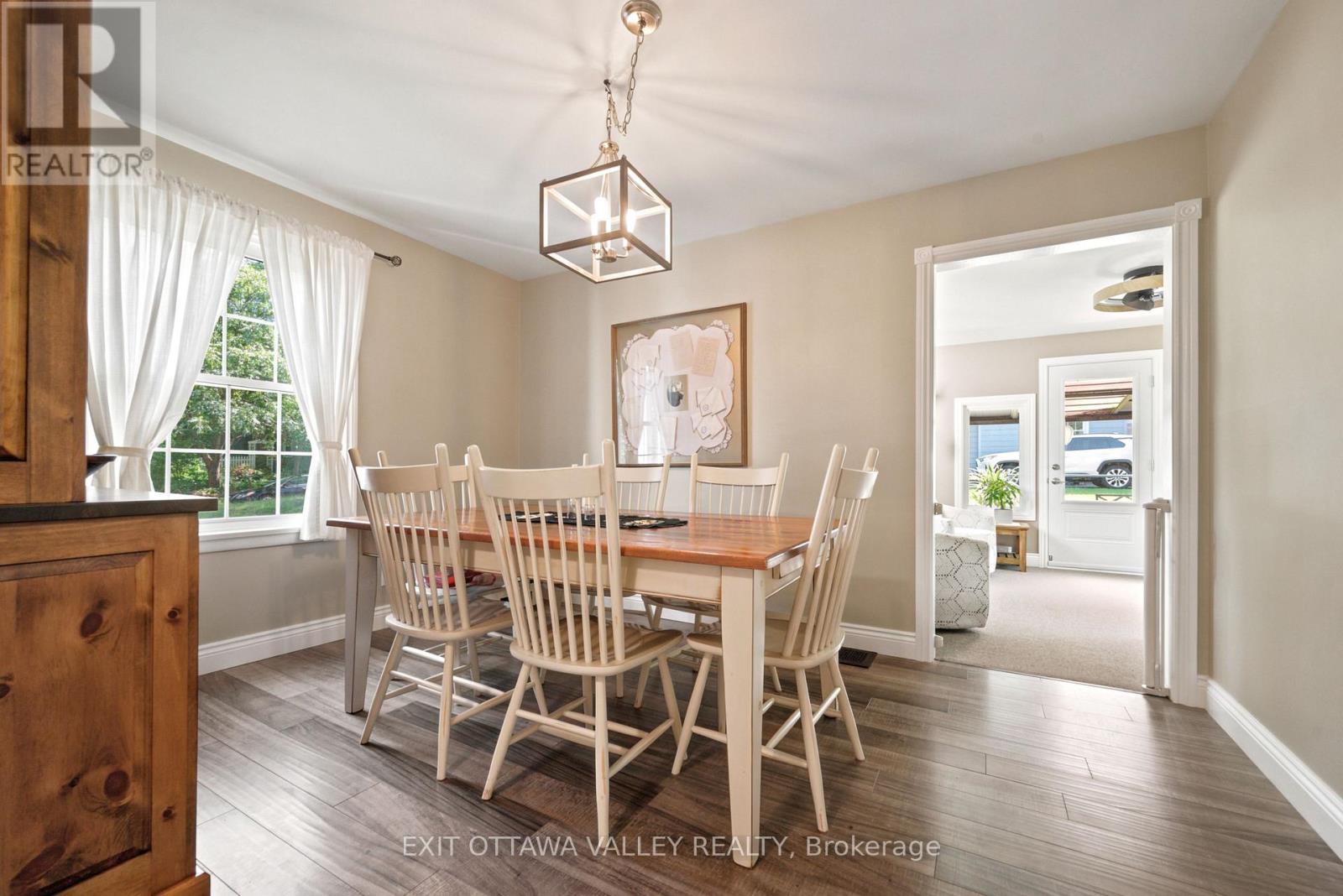 4 Macdonald Street, Deep River, Ontario  K0J 1P0 - Photo 10 - X13699864