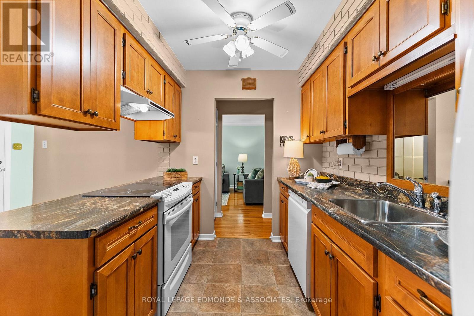 105 Ellis Avenue, Pembroke, Ontario  K8A 2H7 - Photo 15 - X13700142