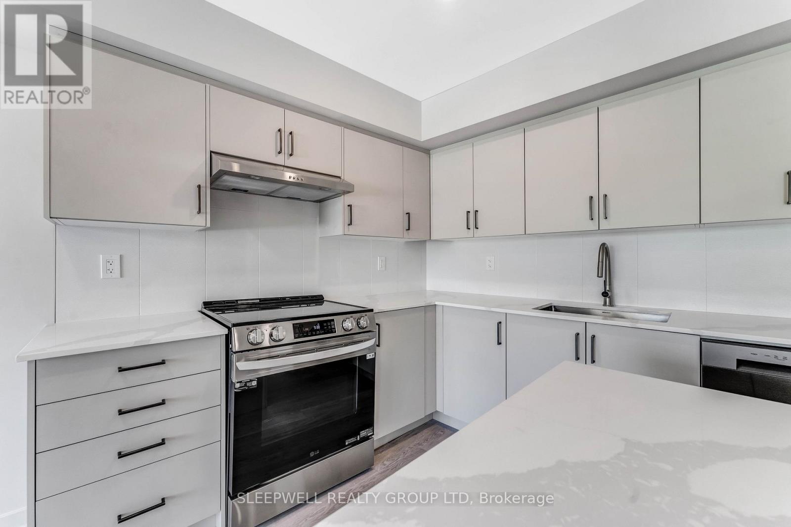 5 - 152 Springhurst Avenue, Ottawa, Ontario K1S 0E5 - Photo 4 - X13699860