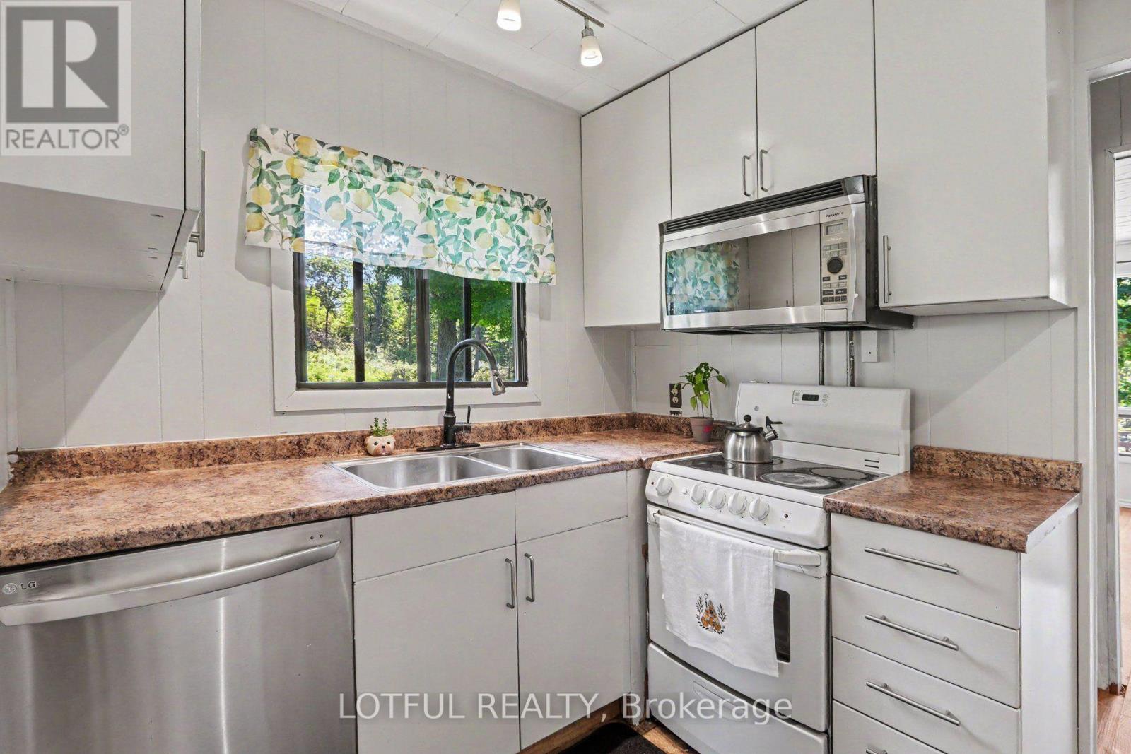 101 Maberly Station Road, Tay Valley, Ontario  K0H 2B0 - Photo 7 - X13699900